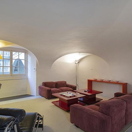 Garibaldi Glamorous Apartment By Wonderful Italy เจนัว ภายนอก รูปภาพ