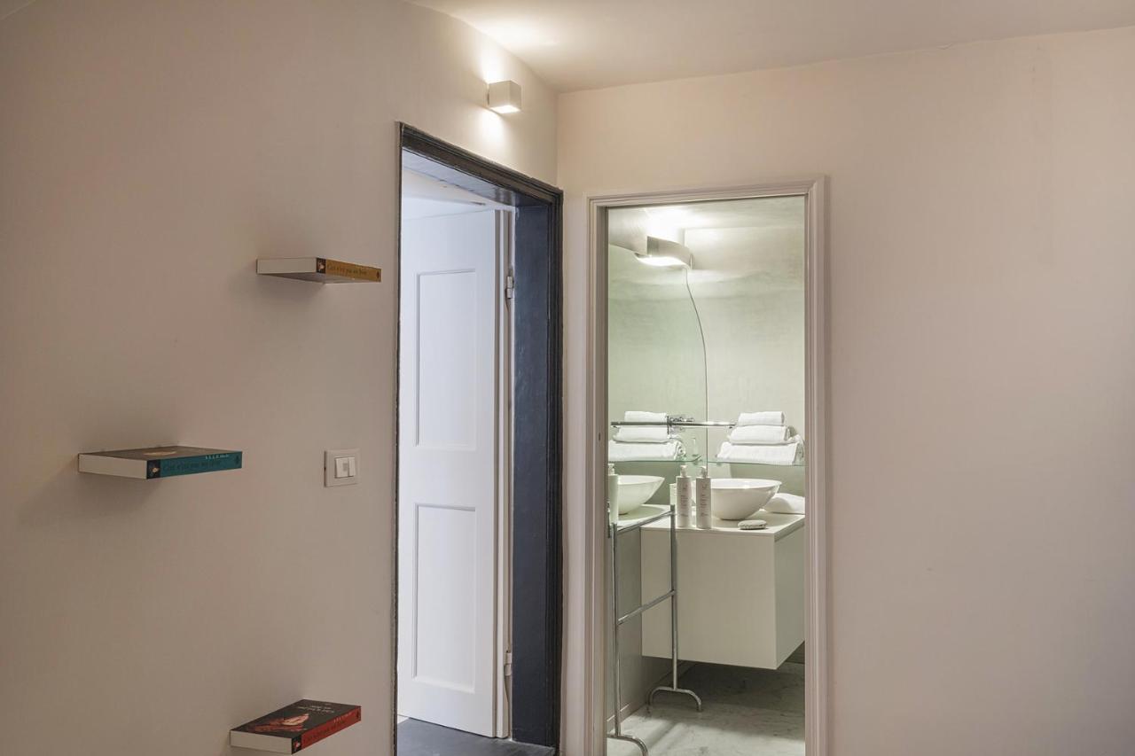 Garibaldi Glamorous Apartment By Wonderful Italy เจนัว ภายนอก รูปภาพ