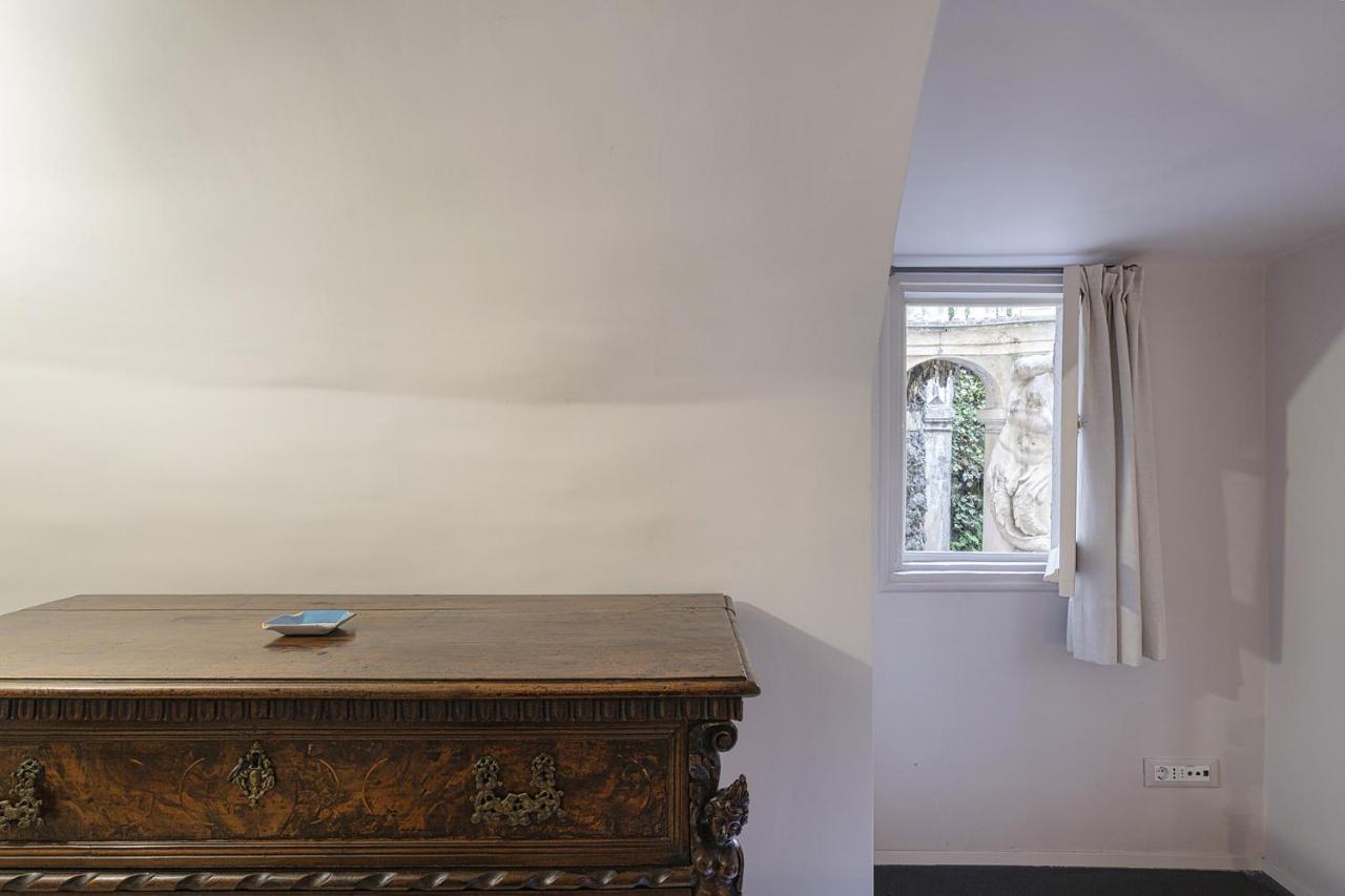 Garibaldi Glamorous Apartment By Wonderful Italy เจนัว ภายนอก รูปภาพ