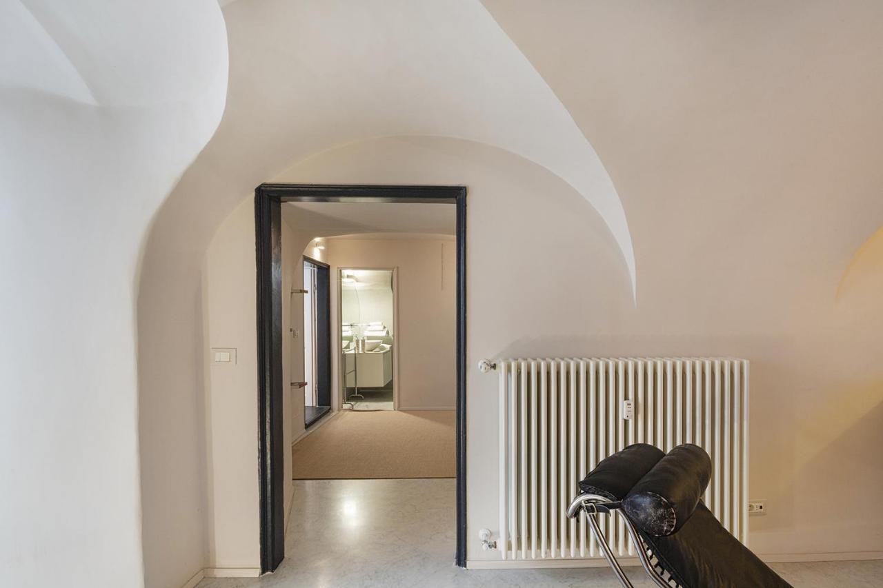 Garibaldi Glamorous Apartment By Wonderful Italy เจนัว ภายนอก รูปภาพ