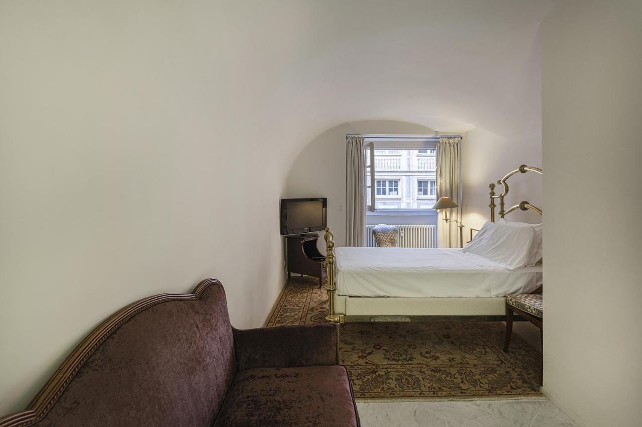 Garibaldi Glamorous Apartment By Wonderful Italy เจนัว ภายนอก รูปภาพ
